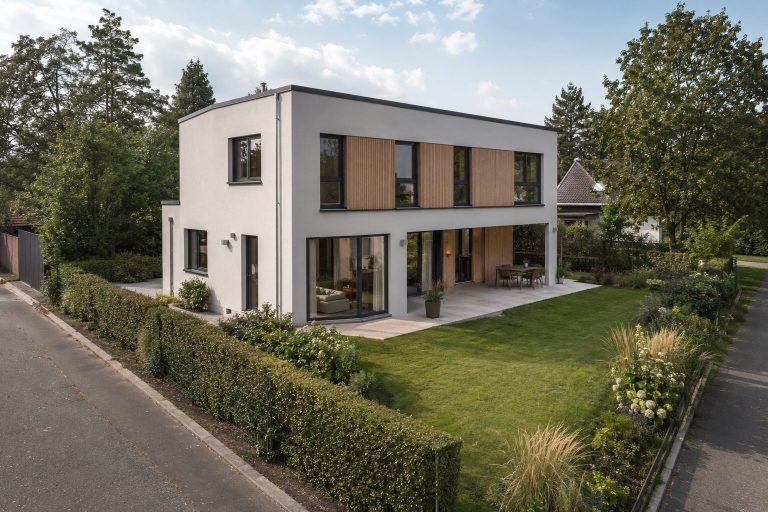 Haus mit Holzlamellen Modernes Haus mit Holzlamellen